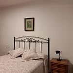 Alojamiento El Arbol Rojo