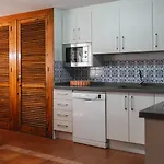 Carmenes De La Muralla - Free Parking