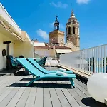 Atico Con Fantasticas Vistas Al Mar Y La Iglesia