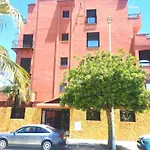 Spacious Holiday Home in Motril near Seabeach
