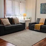 Duplex 122M2, 4 Dormitorios, 2 Banos Completos, Wifi 1Gb