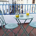 Divertida Y Romantica