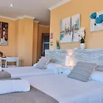 Peregrina Pension 1