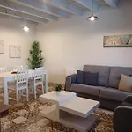 Apartamentos El Llanin