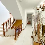 Apartamentos Revo Salinas 3000