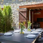 La Casa De Alicia