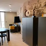 Apartaments Turistics Cardona, Magi