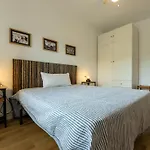 Apartment Mirror By Interhome