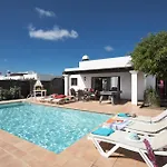 Villa Flamingo by Villa Plus
