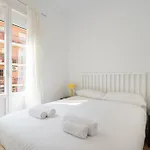 Apartamento De Dos Habitaciones En Avenida De La Albufera