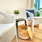 Ks Costa Mayka - San Jose - Kaleria Suites