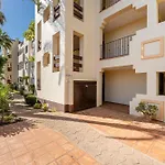 Stunning Golf View Apt, Miraflores Golf