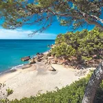 Blau Mar, 5 Bedroom Beach Villa With Private Pool Miami Playa Costa Dorada 100M From The Beach