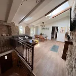 Casa De La Serra