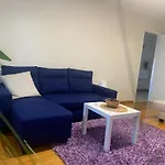 Piso En Xinzo De Limia, Muy Luminoso De 3 Habitaciones