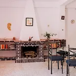 Cozy Home In Puente Genil
