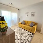 Apartamentos D&D Vistamar 1 Linea