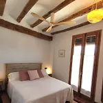 Les Voltes II - 3Bd Gem In Hilltop Wine Village With Amazing Views