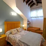 Comillas Pueblo El Capricho