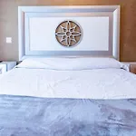 Apartamento En El Corazon De La Ciudad Con Parking