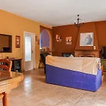 Lovely Home In Arahal Sevilla With Wifi
