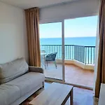 Las Antillas II Front Sea Views Pool