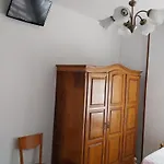Pensión Glorioso