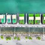 Boat Haus - Casas Flotantes Frente A Gibraltar