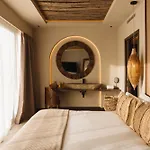 Noctis Hotel