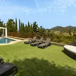 Villa Alejandra
