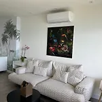 Las Palmas 4
