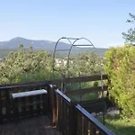 Camping De Besalu
