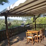 Camping De Besalu