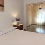 Casa Con Piscina Y Barbacoa A 3 Kilometros De La Alhambra