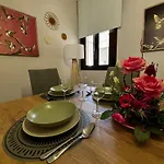 Casita El Gorrion