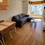 Apartamento Cerca De Las Playas Con Garaje