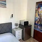 Newly Decorated Close To Beach