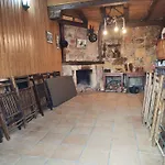 Bodega Tipica En El Molar Sin Camas Ni Dormitorios