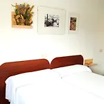 Hostal Restaurante Valilongo
