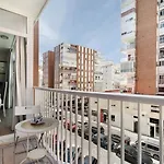 Cozy Room In Stylish Flat Just Steps From The Beach