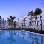 Green Simon, Piso Nuevo Con Piscina 2023