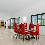Beautiful 3 Bedroom Villa In Marbella