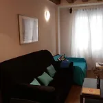 Edificio Con 2 Opciones Duplex 3 Dormitorios Y Apartamento 1 Dormitorio En Plaza Mayor