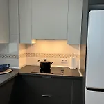 Apartamento Junto A La Feria Con 2 Dormitorios Y Aire Acondicionado