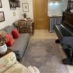 Apartamento En Casa Patio \