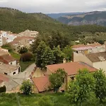 Desconecta En Yeste Con Vistas A Su Castillo