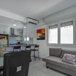 Los Globos Studio by Hello Homes Sitges