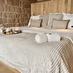 Torre Medieval De Queralt & Spa