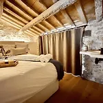 Torre Medieval De Queralt & Spa
