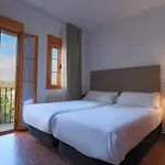 Hotel Tugasa El Almendral